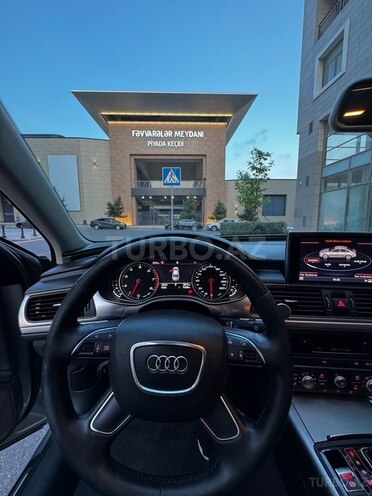 Audi A6-9