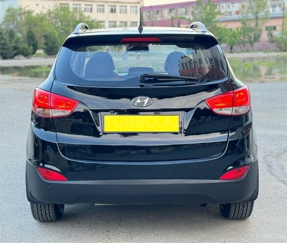 Hyundai ix35-6