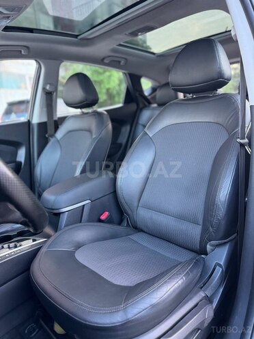 Hyundai ix35-10