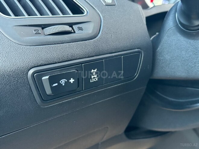 Hyundai ix35-16