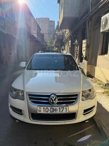 Volkswagen Touareg-1