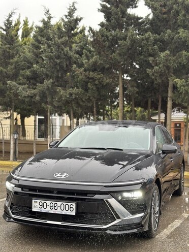 Hyundai Sonata-2