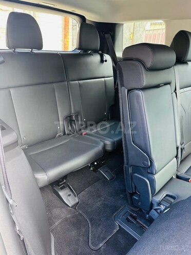 Hyundai Santa Fe-16