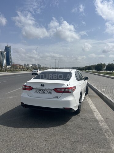 Toyota Camry-3