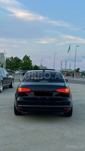 Volkswagen Jetta-3