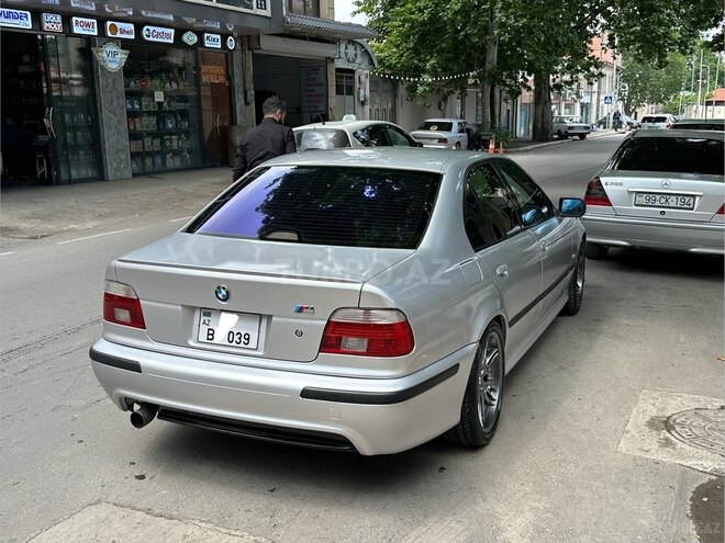 BMW 525-19