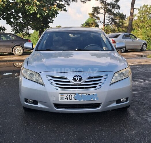 Toyota Camry-1