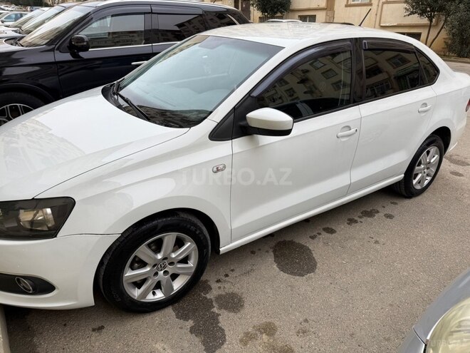 Volkswagen Polo-4