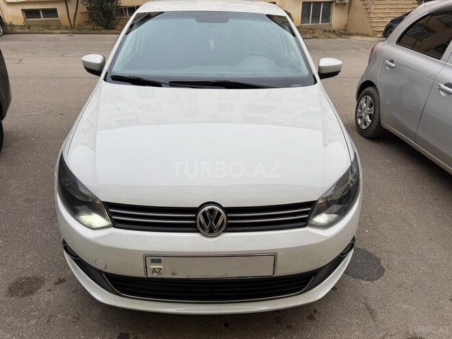 Volkswagen Polo-1