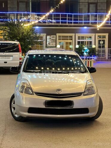 Toyota Prius-1
