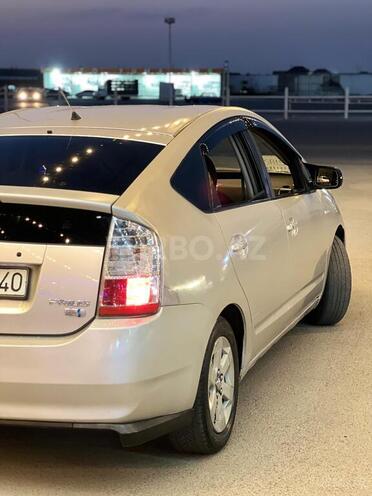 Toyota Prius-14