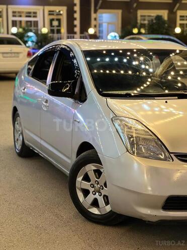 Toyota Prius-6