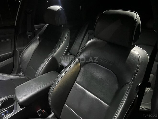Hyundai Sonata-16