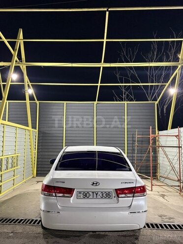 Hyundai Sonata-4
