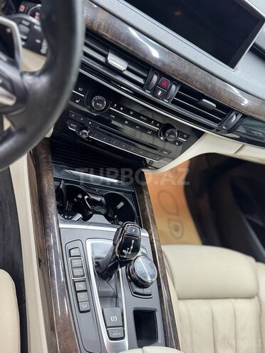 BMW X5-10