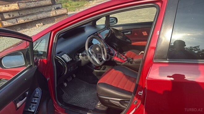 Toyota Prius-7
