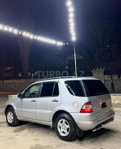 Mercedes ML 320-3
