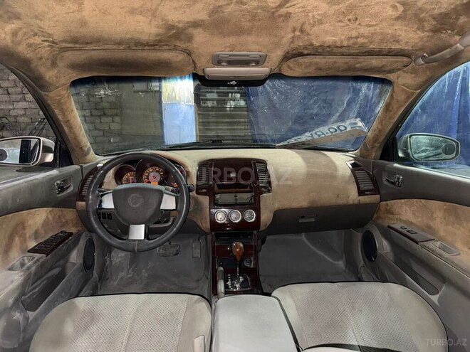 Nissan Altima-4