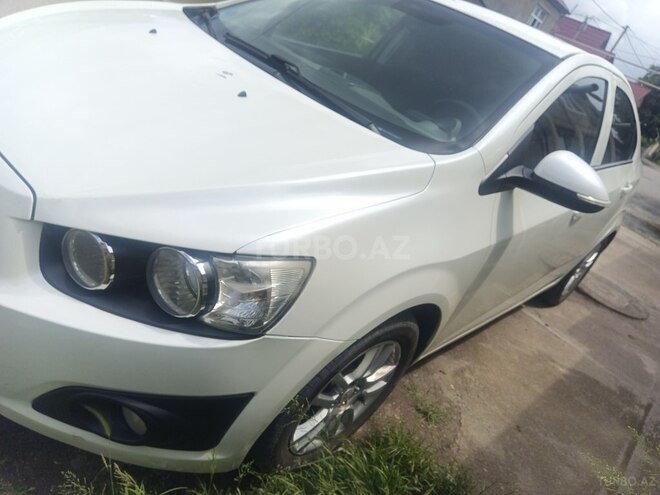 Chevrolet Aveo-2