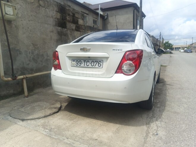 Chevrolet Aveo-5