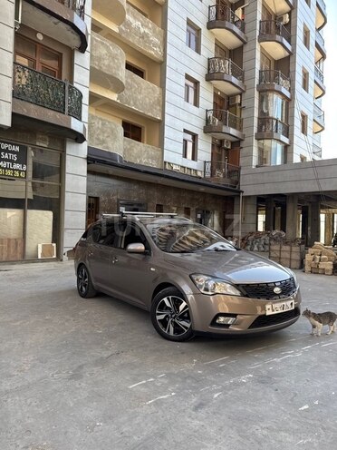 Kia Ceed SW-1