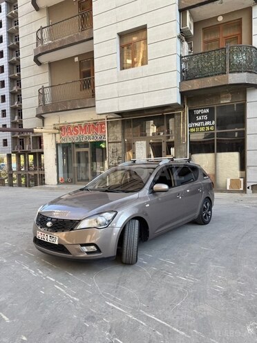 Kia Ceed SW-10
