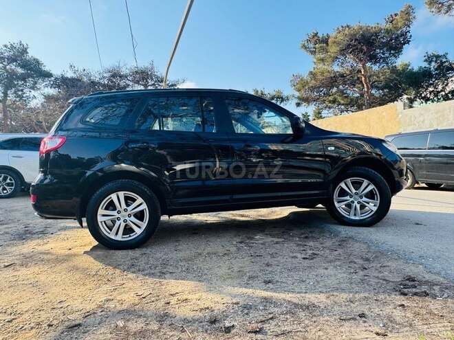 Hyundai Santa Fe-4