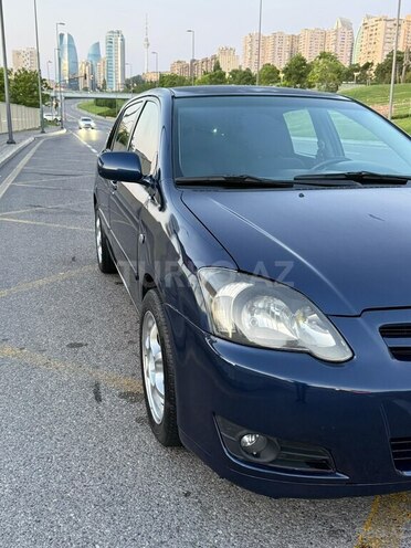 Toyota Corolla-4