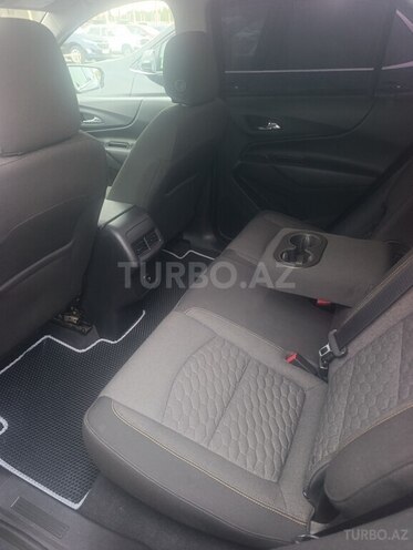 Chevrolet Equinox-4