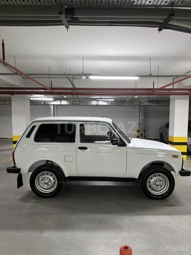 LADA (VAZ) Niva-4