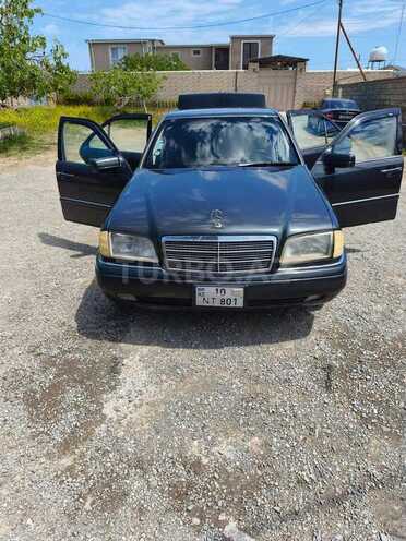Mercedes C 200-1