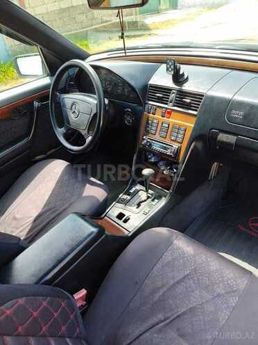 Mercedes C 200-6