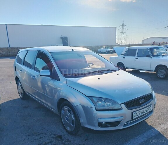 Ford Focus-8