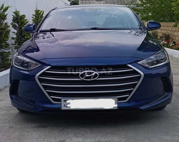 Hyundai Elantra-1
