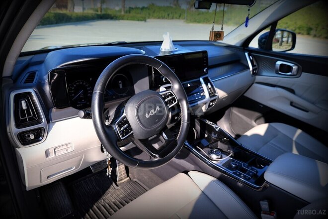 Kia Sorento-16