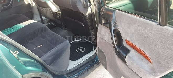 Opel Omega-11