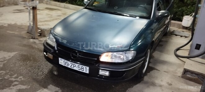 Opel Omega-1