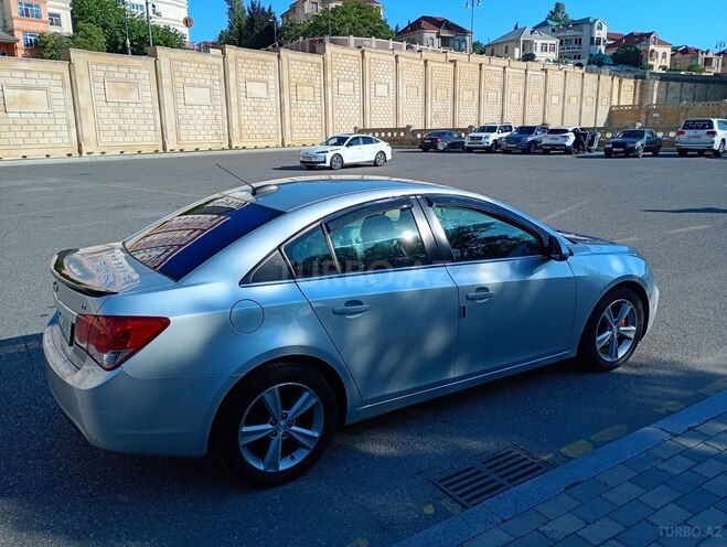 Chevrolet Cruze-5