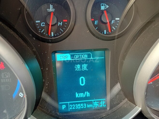 Chevrolet Cruze-10