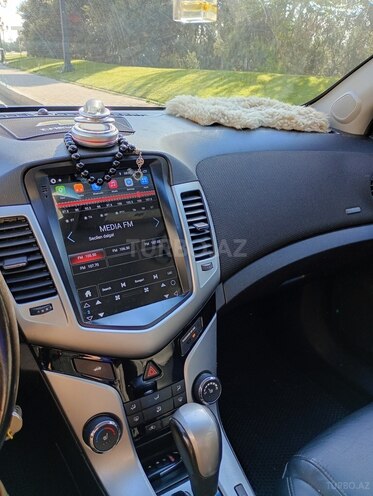 Chevrolet Cruze-9