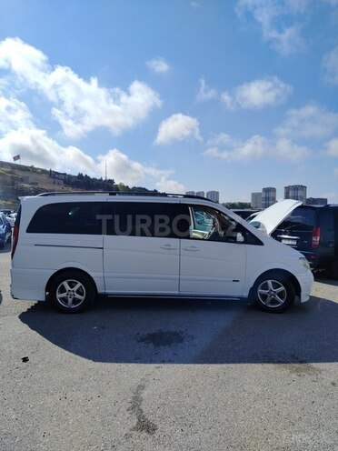 Mercedes Viano-12
