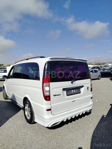 Mercedes Viano-6