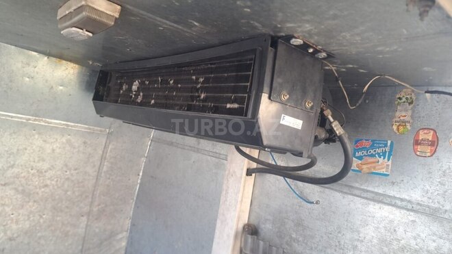 Ford Transit-11