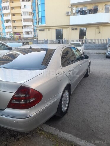 Mercedes E 220-5