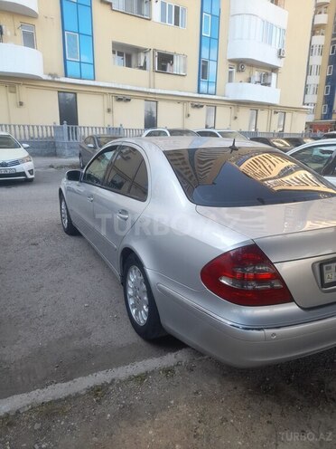 Mercedes E 220-6