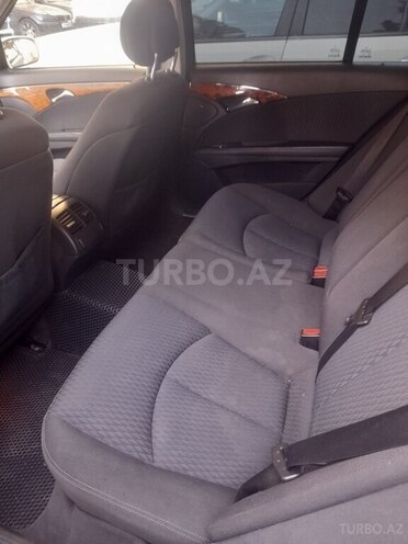 Mercedes E 220-8