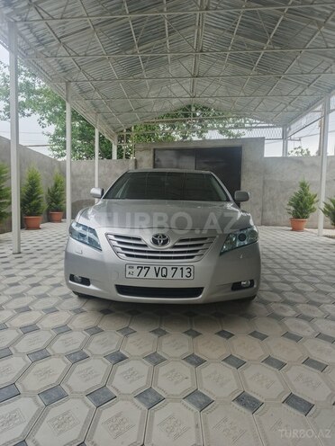 Toyota Camry-1