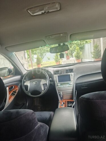 Toyota Camry-9