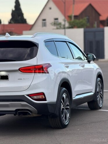 Hyundai Santa Fe-8