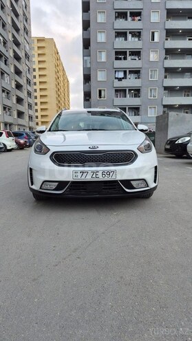 Kia Niro-1